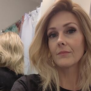 White Label Belletress Wig